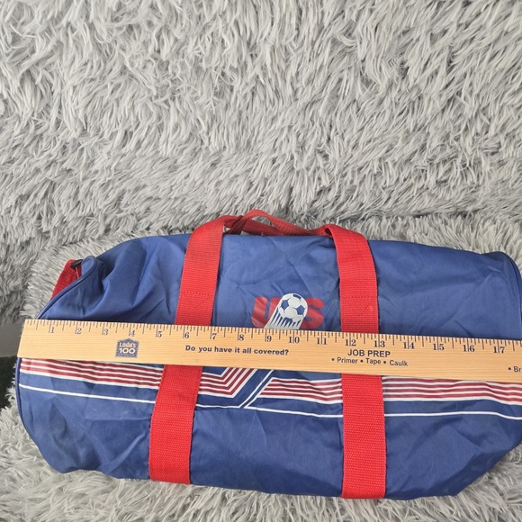 US Soccor‎ Blue 19x9x10 Nylon Shoulder & Hand Straps Duffle Bag *Flaw - Picture 7 of 9